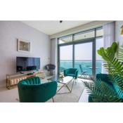 2BR with Spectacular Palm View