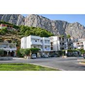 Apartments with WiFi Omis - 4654