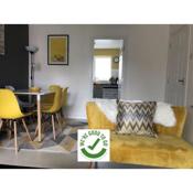 Ardenlee - Stylish 3 bed apt close to city, parking and WIFI