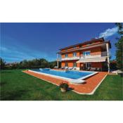 Awesome Home In Sezana With 5 Bedrooms, Sauna And Outdoor Swimming Pool