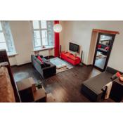 Design Studio Apartment in the heart of Old Town