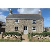 Folly Farm Cottage, Cosy, Secluded near to St Ives