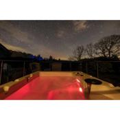 Fox Corner, Ambleside, romantic retreat for two, dog friendly, hot tub