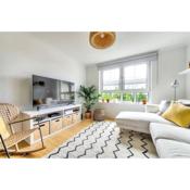 GuestReady - Vibrant and Modern in Lovely Leith