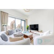 Luxury 1BR Apartment in Burj Royale Downtown