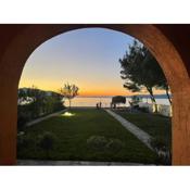 Pampas Seafront villa, 6 bedrooms, North Evvoia