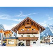 Pleasant apartment in L ngenfeld with ski storage