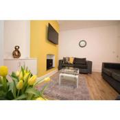 -Reduced Price- Modern 3 bed Terraced House, Free Parking, Manchester, Up to 7 guests, by Nyos Properties