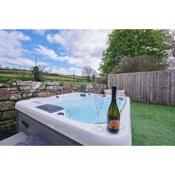 Self-Contained, Family Friendly Bed and Breakfast with private hot tub