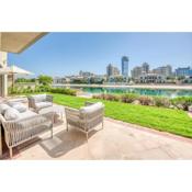 SOL Living - Chic 5BR Garden Villa w/Pool & Beach in Palm Jumeirah