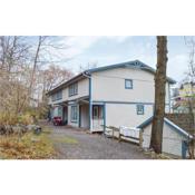 Stunning home in Nacka Strand with 3 Bedrooms and WiFi