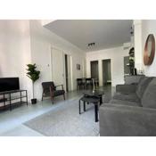 Stylish 2 Bedroom Serviced Apartment in Rotterdam