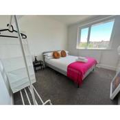 2 Br Flat Free Parking Great Location
