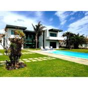 5 bedrooms villa with sea view private pool and jacuzzi at Vila Franca Do Campo