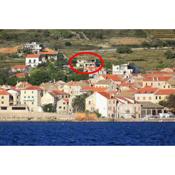 Apartments and rooms with parking space Komiza, Vis - 8844