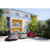 Apartments with a parking space Kastel Luksic, Kastela - 17691