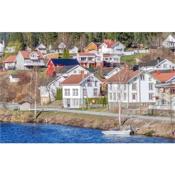 Beautiful apartment in Åmli with WiFi and 3 Bedrooms