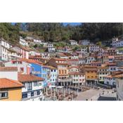 Beautiful apartment in Cudillero with WiFi and 3 Bedrooms