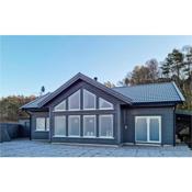 Beautiful home in Lyngdal with 4 Bedrooms