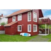 Beautiful home in Tvedestrand with 3 Bedrooms and WiFi
