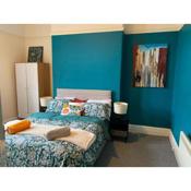 Branxiar Castle - Stylish & Elegant 3 Bedroom Apartment in Wallsend, North Tyneside