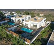 Cairnvillas - Villa Mar C38 Luxury Villa with Private Swimming Pool near Beach