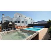 Casa Lottie - 5 Bed Villa Private Pool Lanzarote