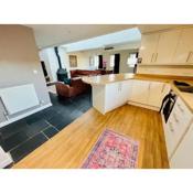 Charming 3-Bed Apartment in Haverfordwest