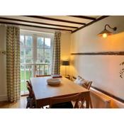 Charming cottage in Deal, seconds from town - The Writer's Cottage
