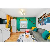 Comfy Apartment in Plymouth - Sleeps 4