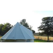 Cosy 5m bell tent glamping in rural Herefordshire
