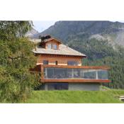 Crest Alpine Lodge & Spa