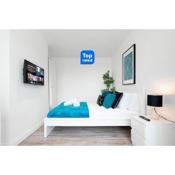 HAUS - Luxury 4 Bedroom House - Parking - Fast WIFI - Smart TVs - Garden - TOP RATED
