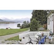 Holiday home Foldfjord Skolestua