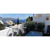House in the center of albir, 2 min walk from the beach
