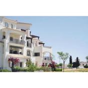 Lovely Apartment Overlooking Golf Course Club House - AO21624
