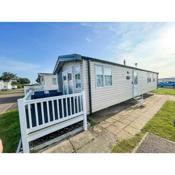 Lovely caravan with decking at Caister Haven, nearby the beach ref 30041R