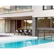 Luxury Villa G2 with indoor & outdoor pool