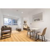 Modern and Stylish Studio Apartment in East Grinstead