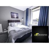 New Superhost Listing: Bright flat nr. University