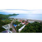 New Travel Beach Hotel & Resort