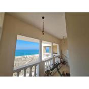 RH- Beautiful 1 BR, sea view