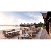 Royal Amwaj Apartments at Anantara, Palm Jumeirah, Free beach and pool access