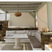 Serenity living with mountain view (Platia, Tinos)