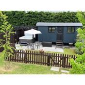 Shepherds Hut with Hot Tub