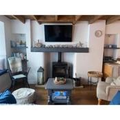 Shrimp Cottage - 3 bed renovated cottage with stunning sea views