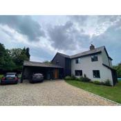 Spacious house in Essex/Herts countryside