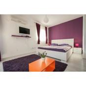 Studio apartment in Okrug Gornji with terrace, air conditioning, WiFi, washing machine 5051-1