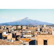 Terrazza con vista Etna e centro storico by Wonderful Italy