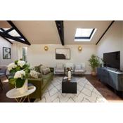 The Banfield Park Wonder - Lovely 3BDR Flat with Parking and Patio